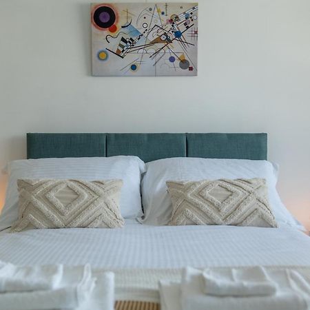 Апартаменты Bright West Hampstead Retreat Лондон Экстерьер фото