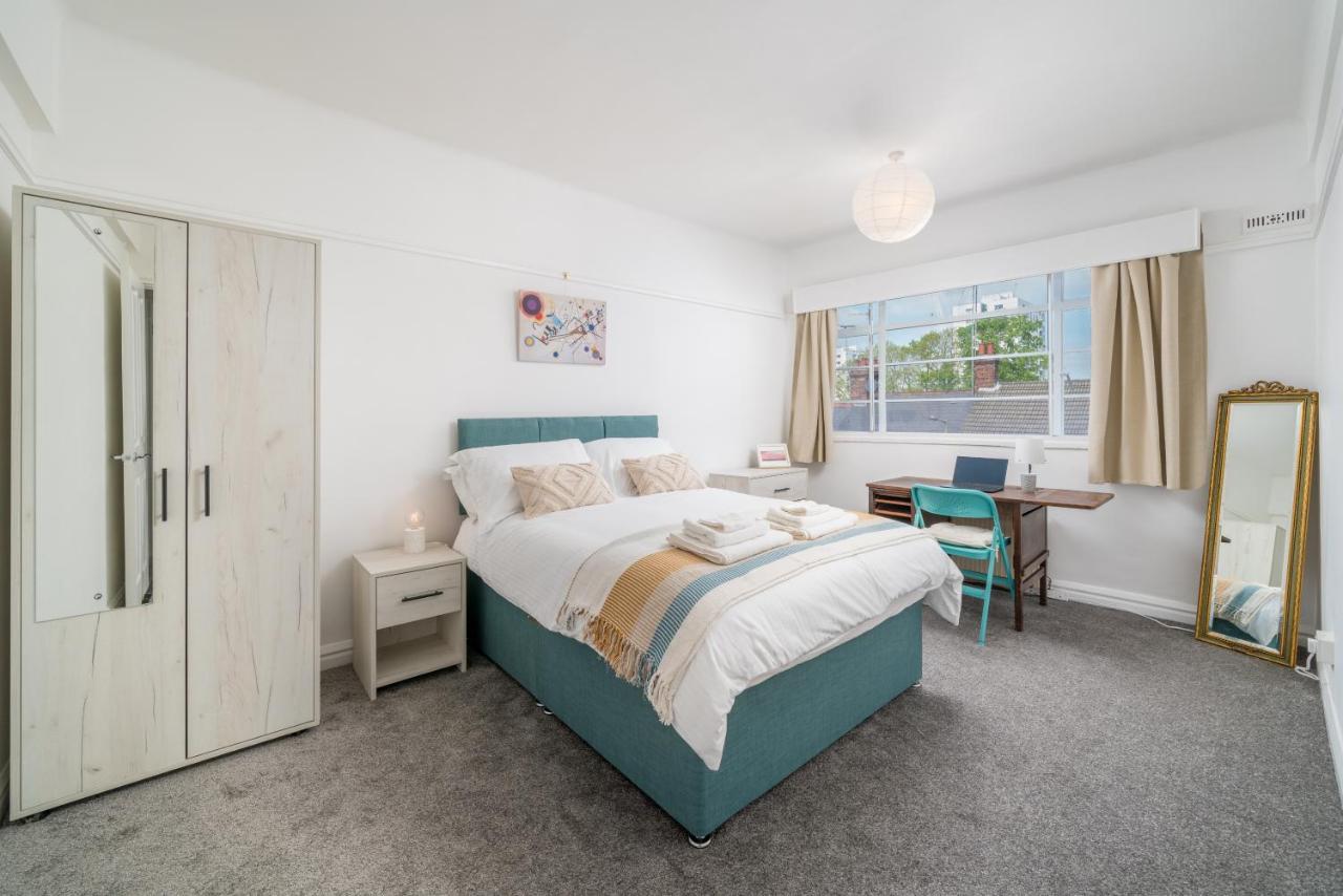 Апартаменты Bright West Hampstead Retreat Лондон Экстерьер фото